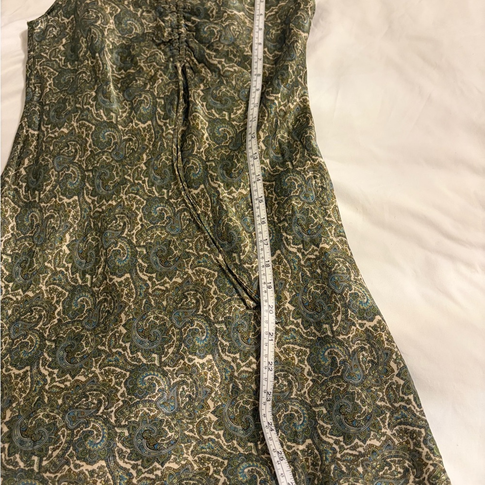 Elegant‎ slip Green  Patterned Dress - Picture 7 of 7